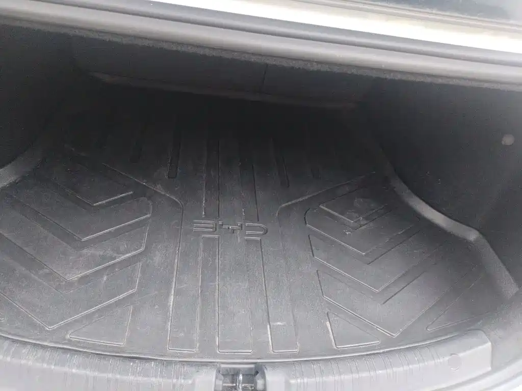 BYD Qin L — миниатюра 10