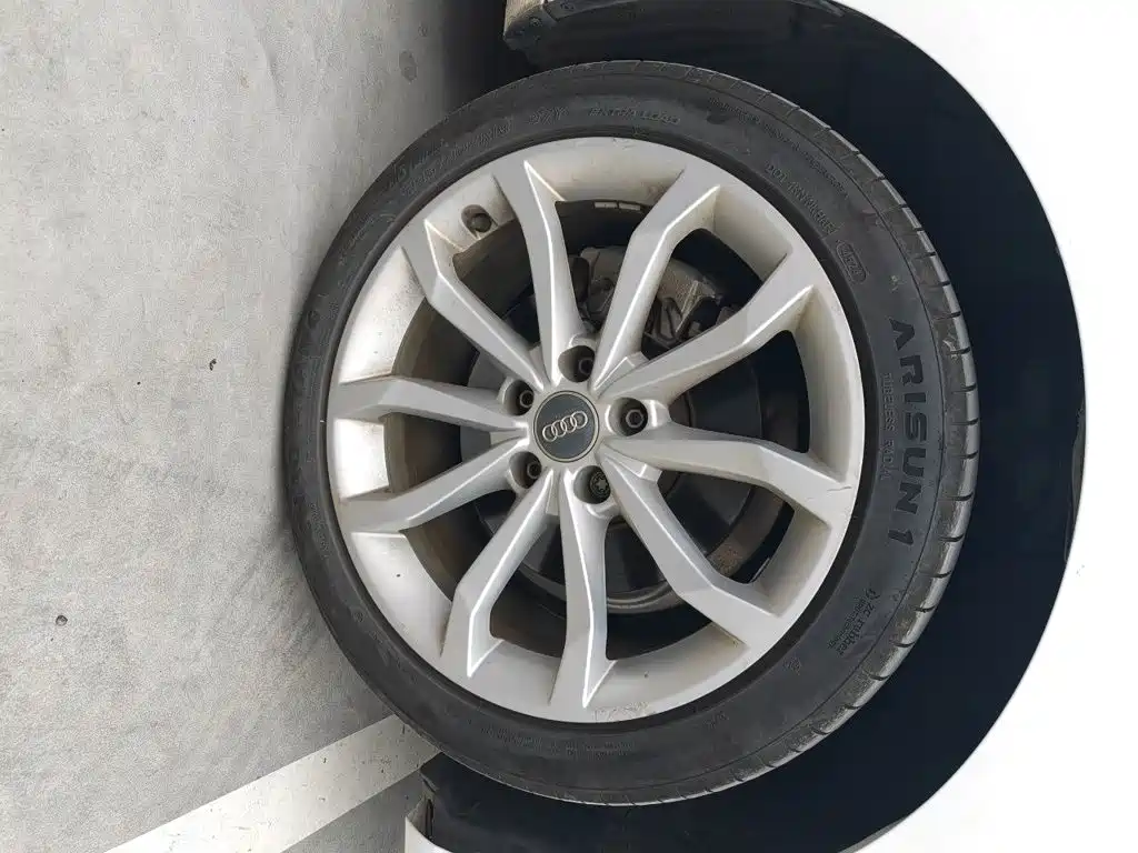 Audi A4L — миниатюра 24