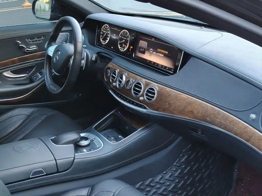 Mercedes-Benz S-Class AMG — миниатюра 11