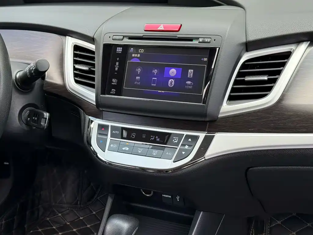 Honda Jade — миниатюра 8
