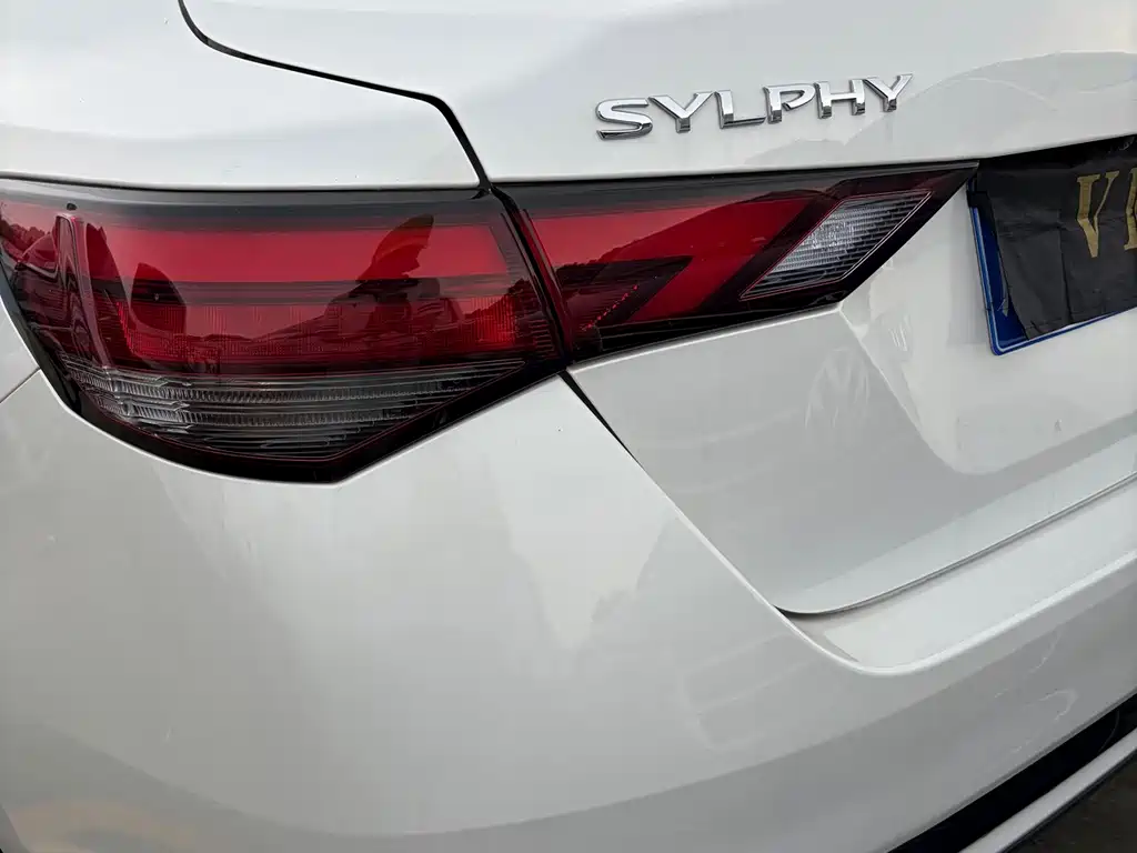 Nissan Sylphy — миниатюра 15