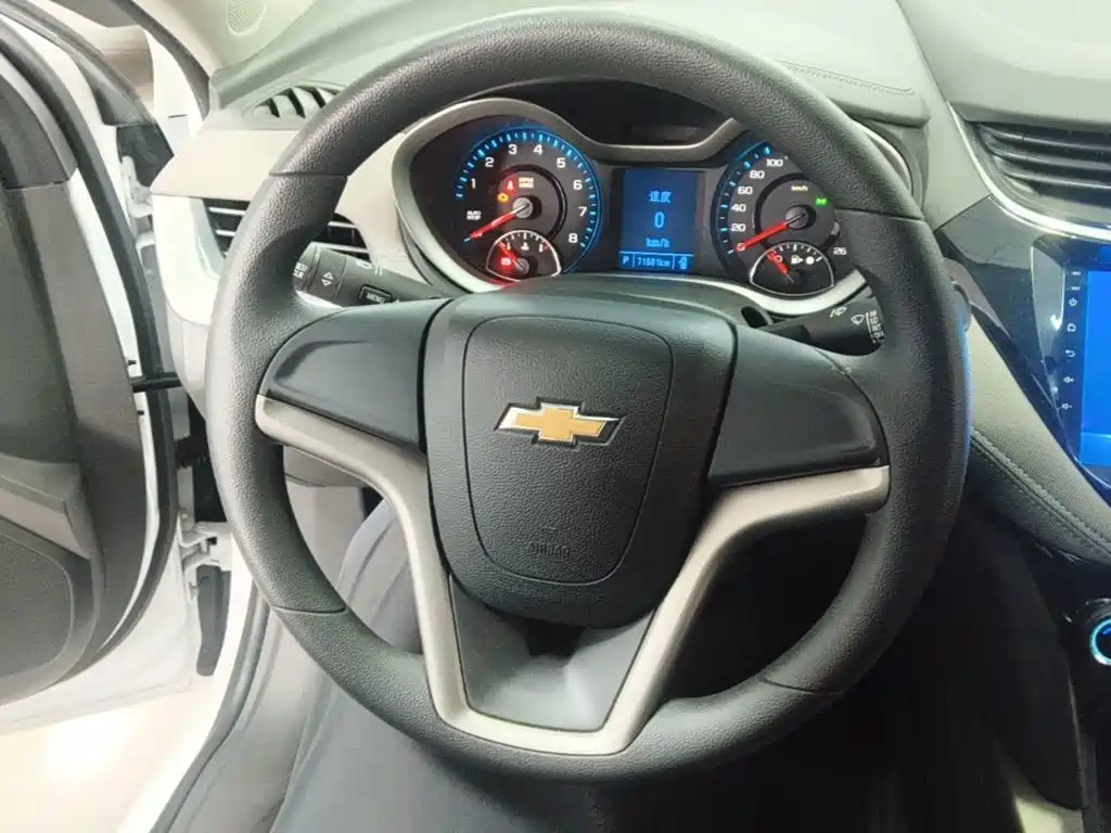 Chevrolet Malibu — миниатюра 11