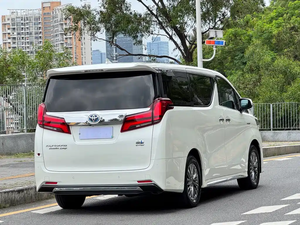 Toyota Alphard 2021 2.5L Premium