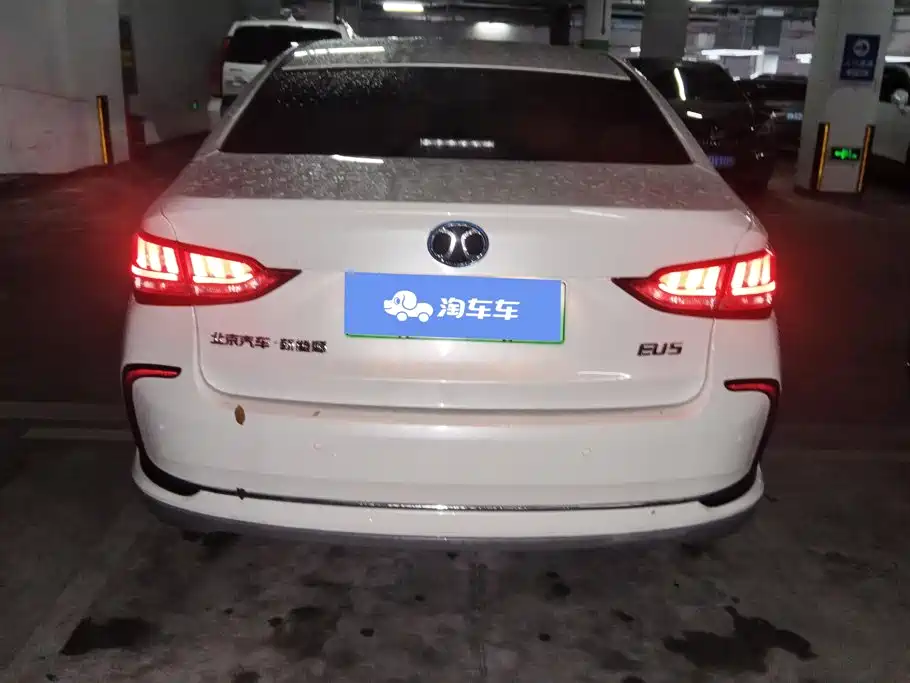 BAIC EU5 — миниатюра 4