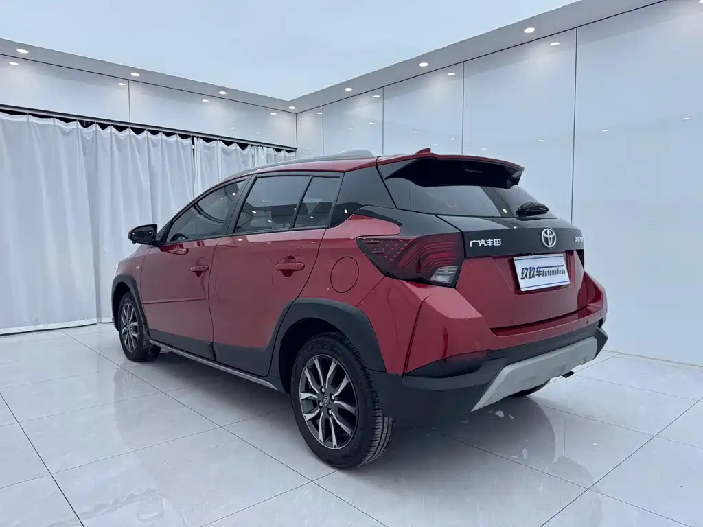 Toyota Yaris L — миниатюра 6