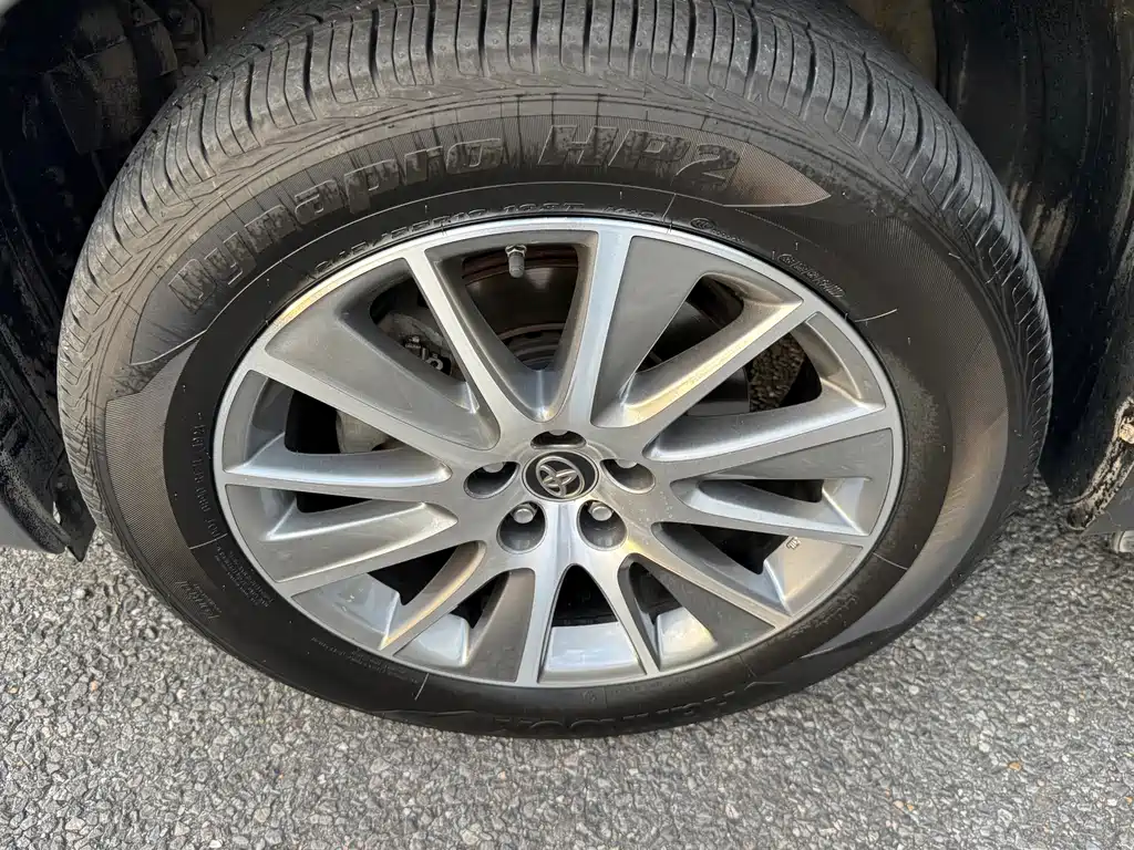 Toyota Highlander — миниатюра 17