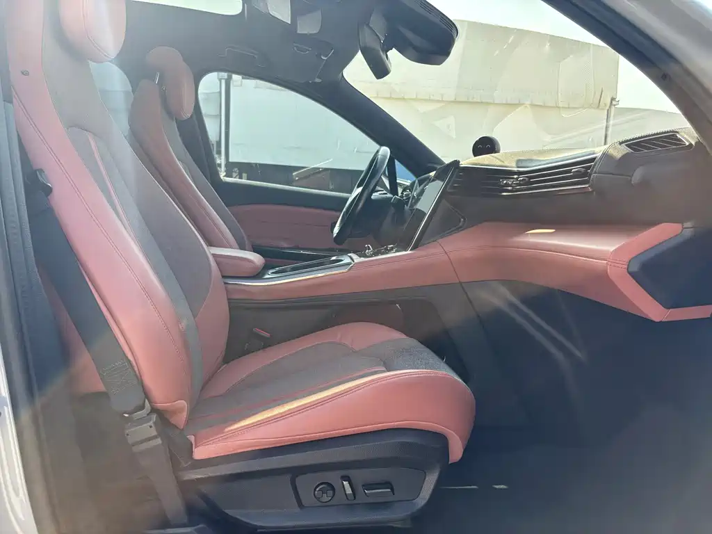 NIO EC6 — миниатюра 11