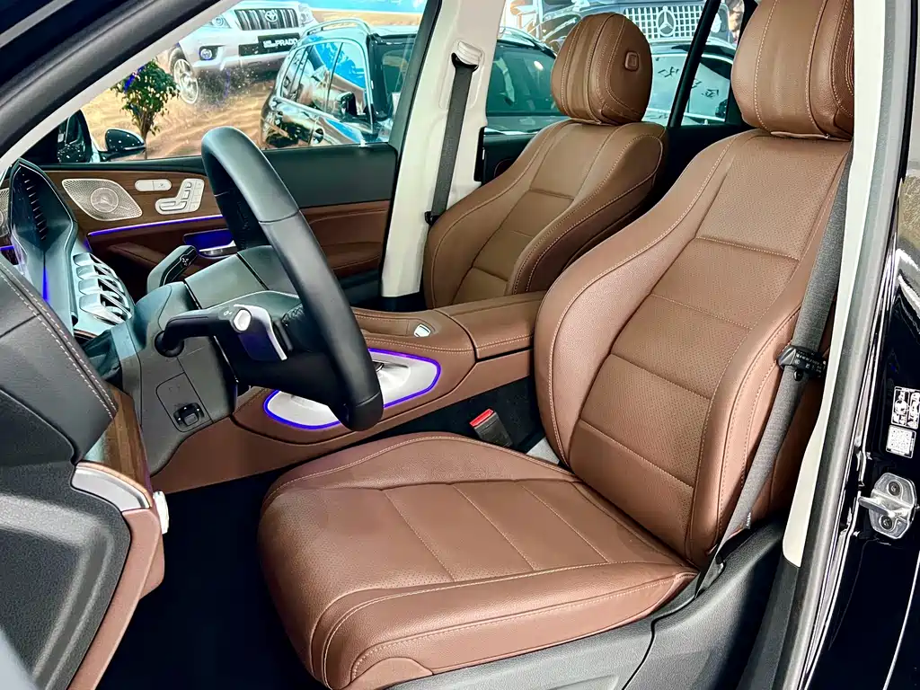 Mercedes-Benz GLS — миниатюра 6