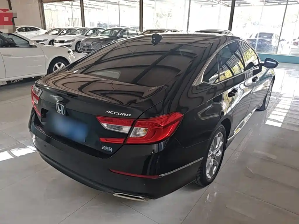 Honda Accord — миниатюра 7