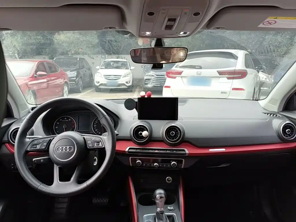 Audi Q2L — миниатюра 10
