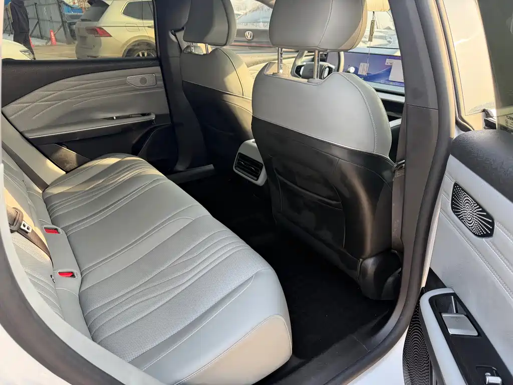 GEELY GALAXY GALAXY E8