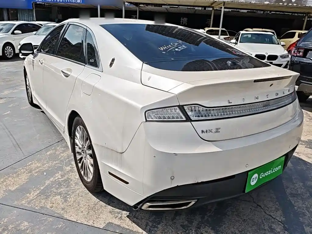 Lincoln MKZ — миниатюра 5
