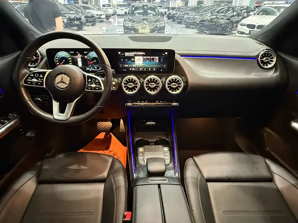 Mercedes-Benz GLA — миниатюра 9