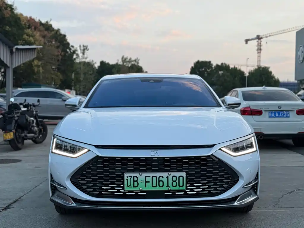 BYD Han — миниатюра 2