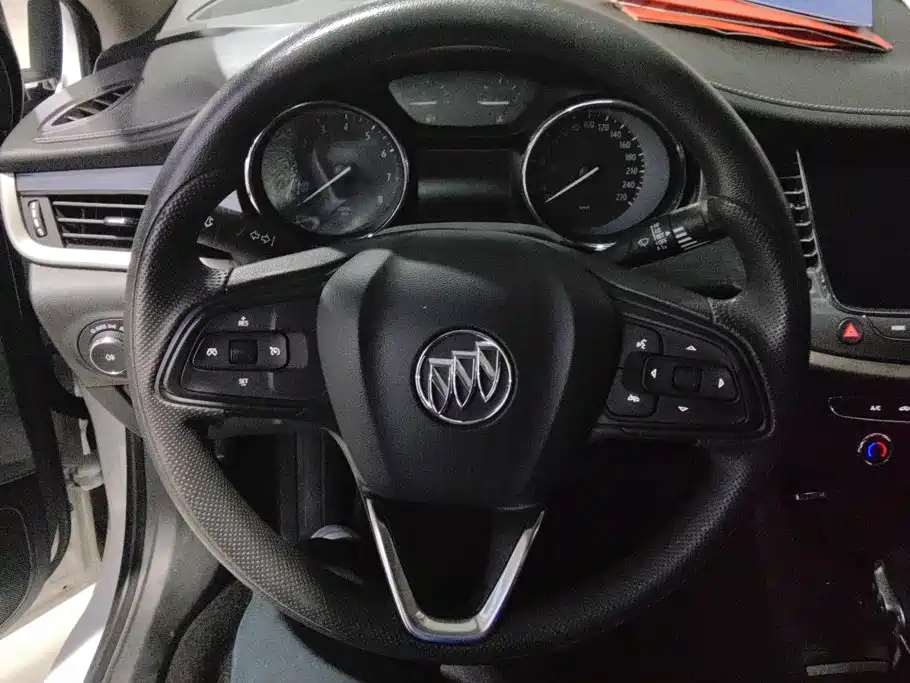 Buick Verano — миниатюра 15