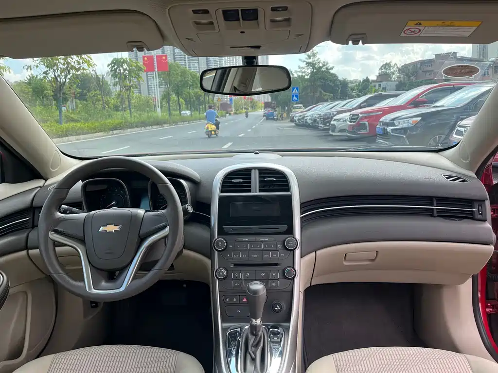 Chevrolet Malibu — миниатюра 9