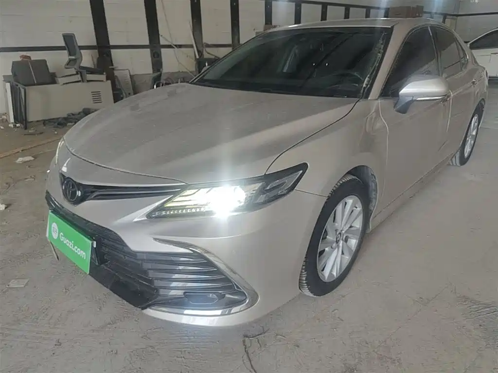 Toyota Camry 2021