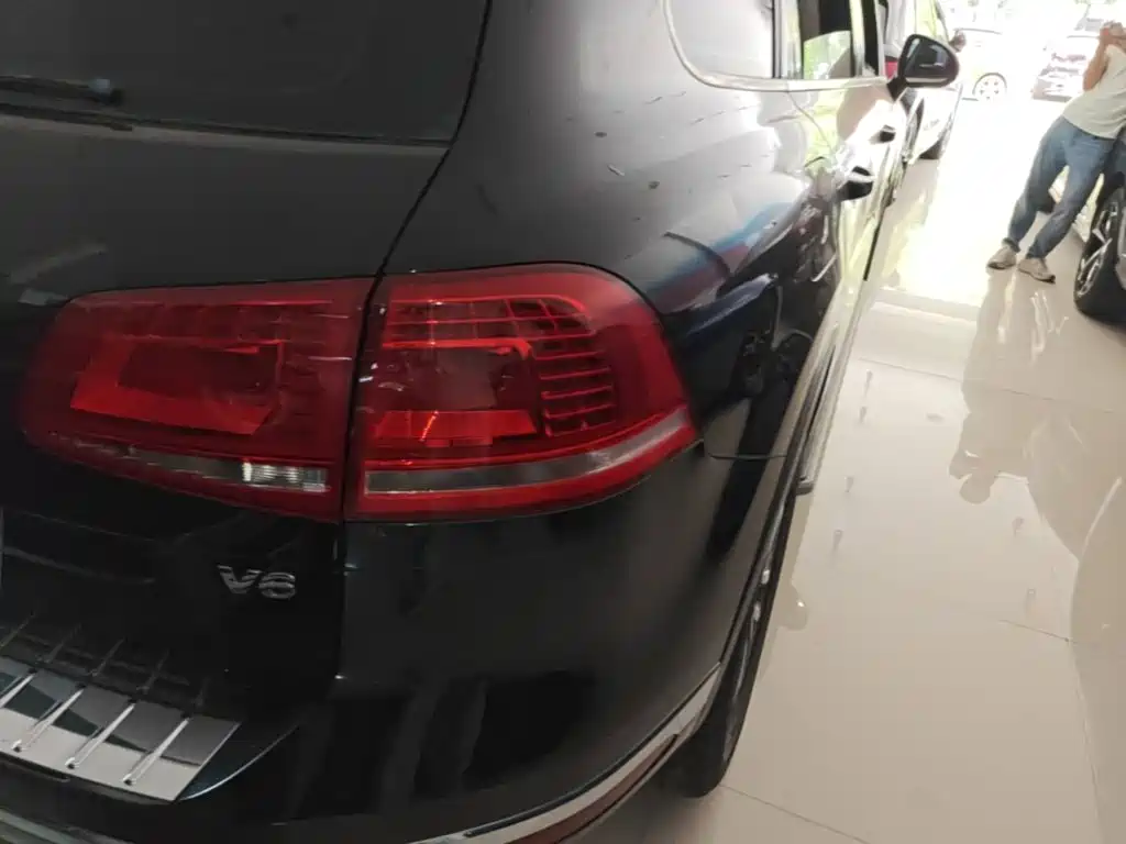 Volkswagen Touareg — миниатюра 8