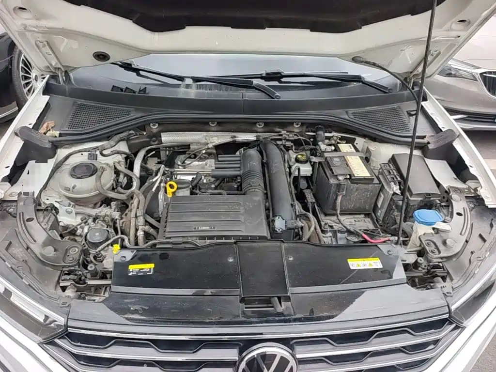 Volkswagen T-Roc — миниатюра 25