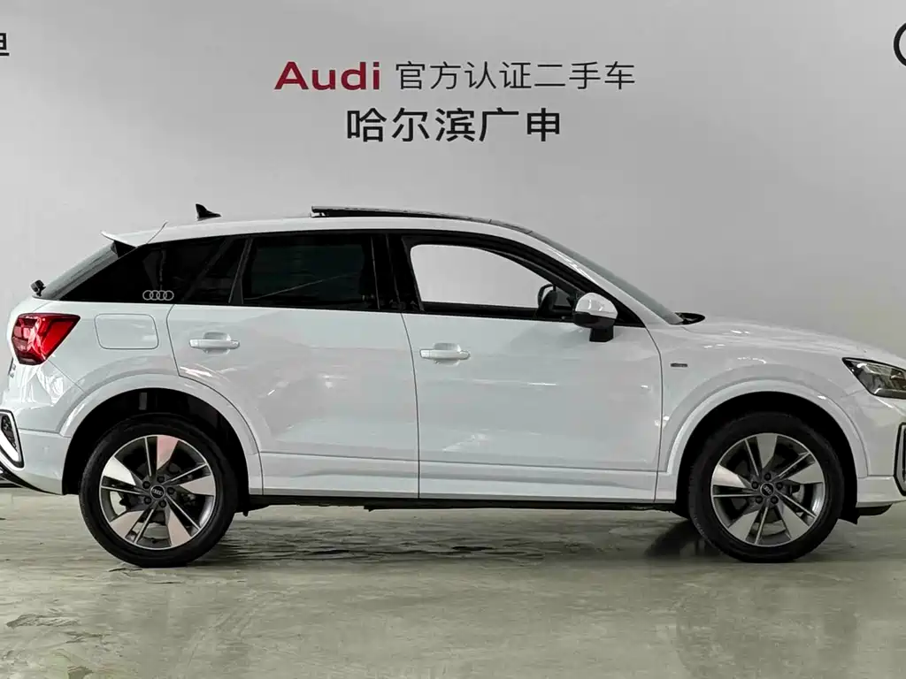 Audi Q2L — миниатюра 5