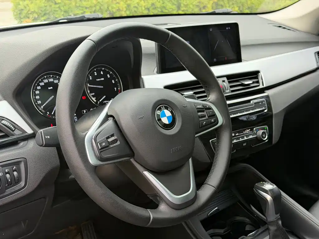 BMW X1 — миниатюра 8