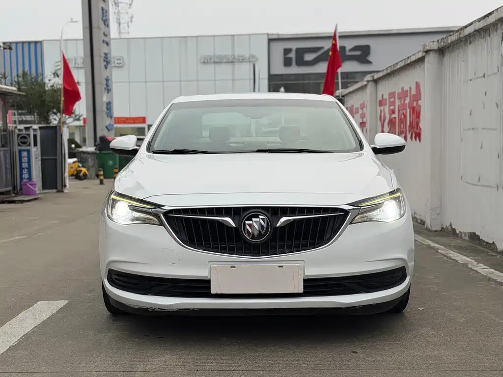 Buick Excelle — миниатюра 2