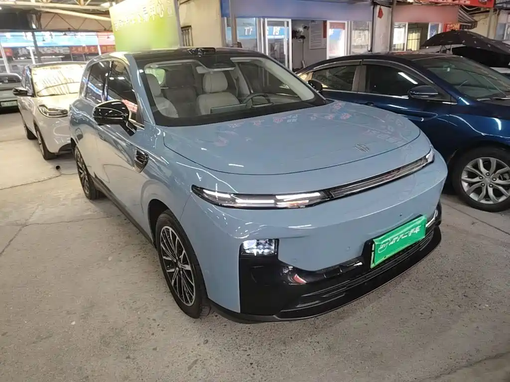 Leapmotor Leapmotor B10 — миниатюра 4