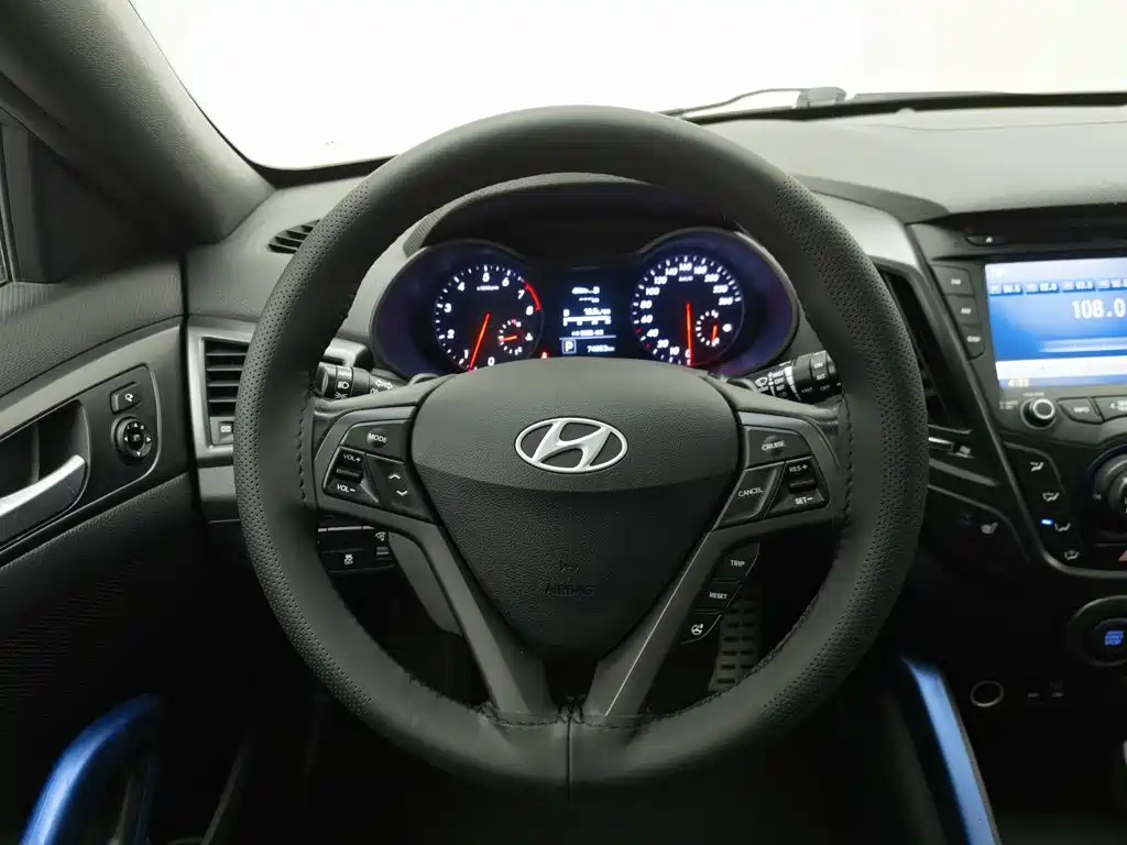 Hyundai Veloster — миниатюра 11