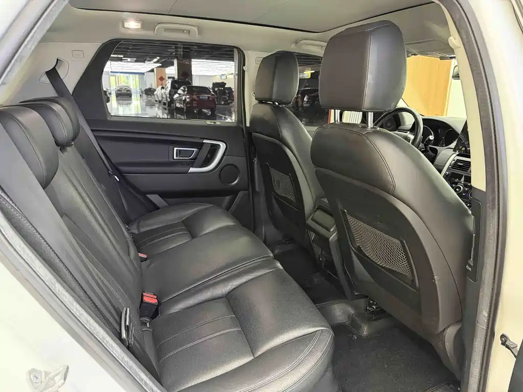 Land Rover Discovery Sport — миниатюра 11
