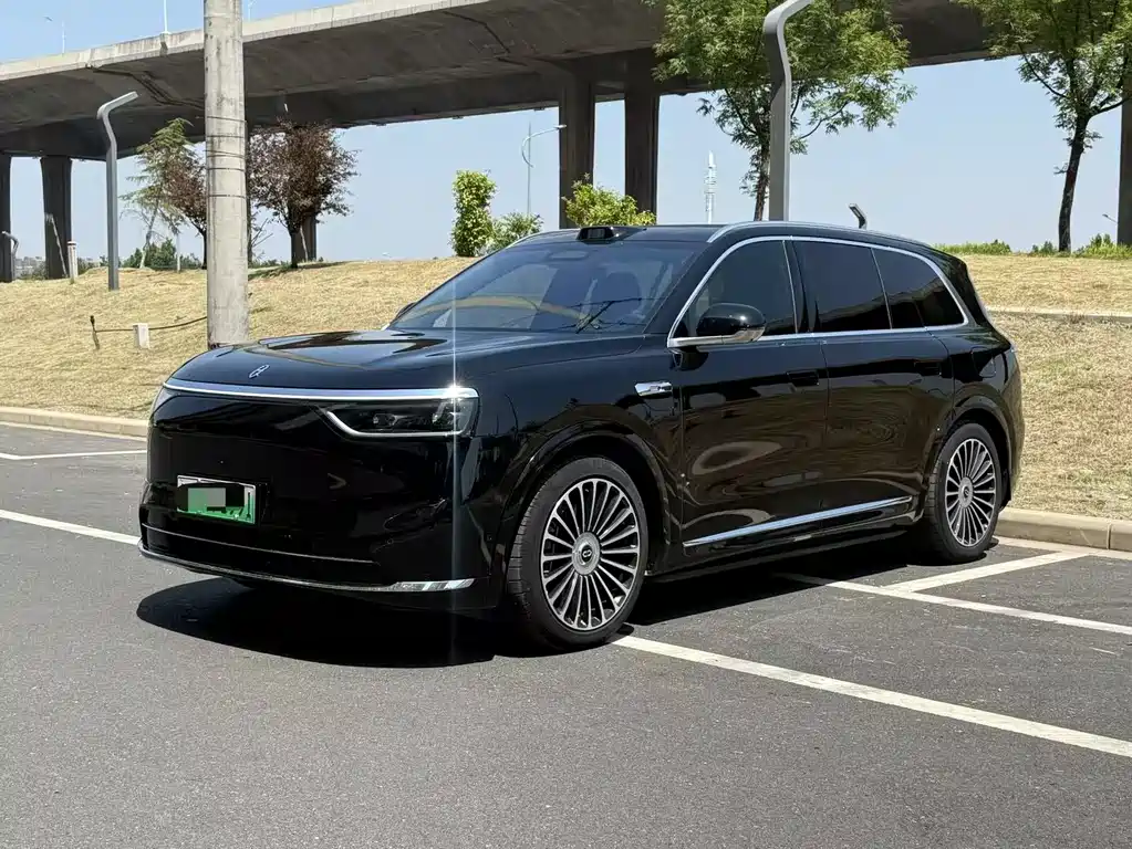 Aito M8 2025 Max+ 53.4kWh 5 мест (192 )