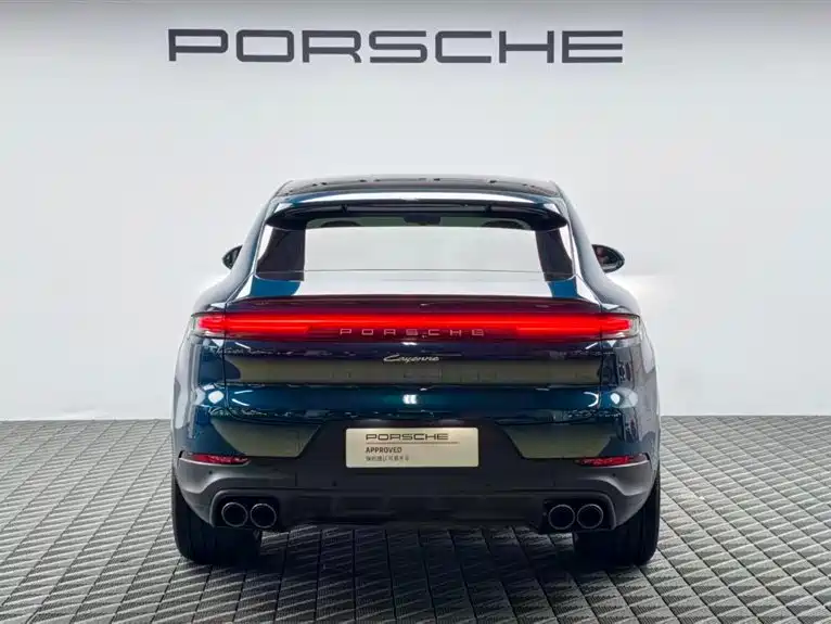 Porsche Cayenne — миниатюра 4