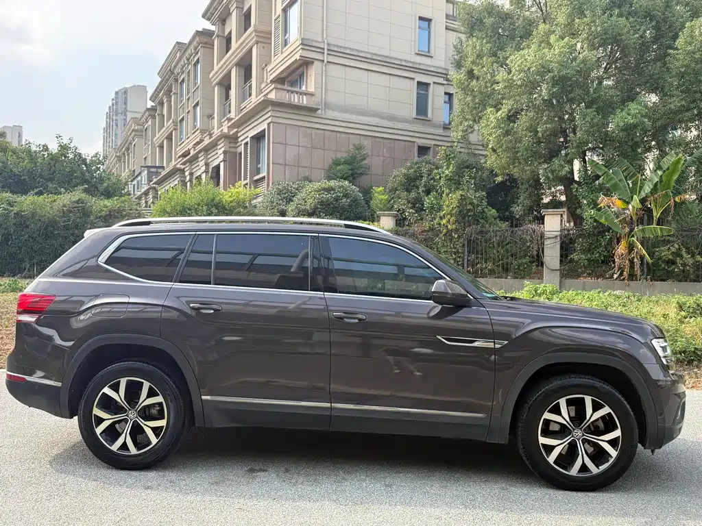 Volkswagen Teramont — миниатюра 7