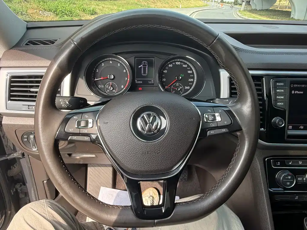 Volkswagen Teramont — миниатюра 12