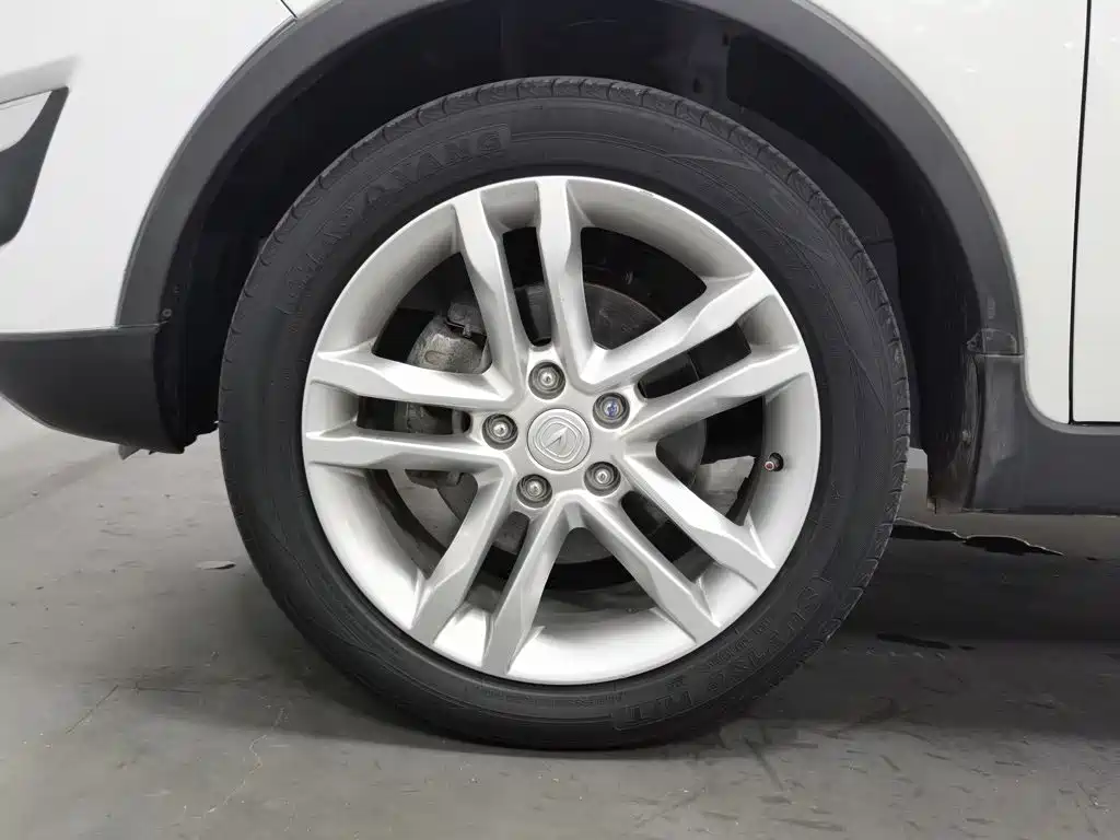 Changan CS35 — миниатюра 17