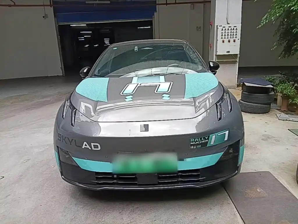 Lynk & Co Z20 — миниатюра 3