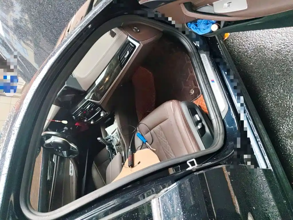BMW 5 Series — миниатюра 18