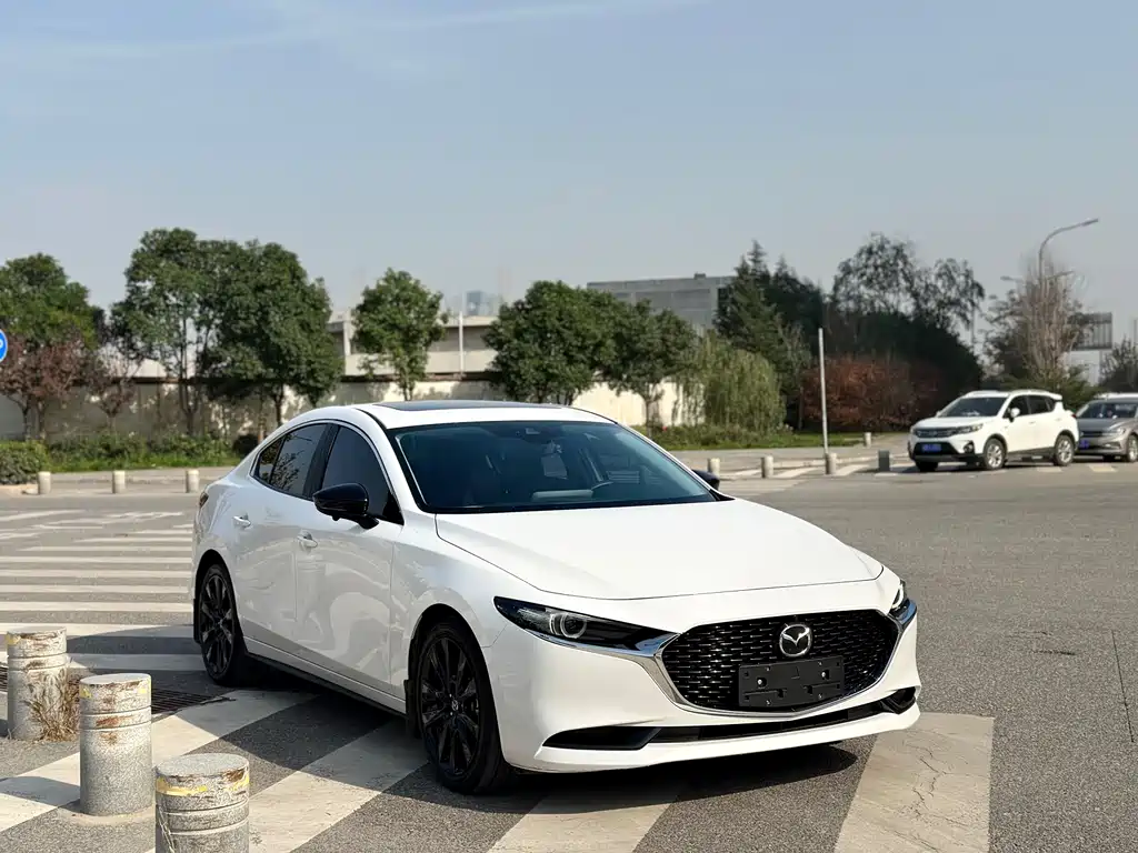 MAZDA 3 ANGKESAILA