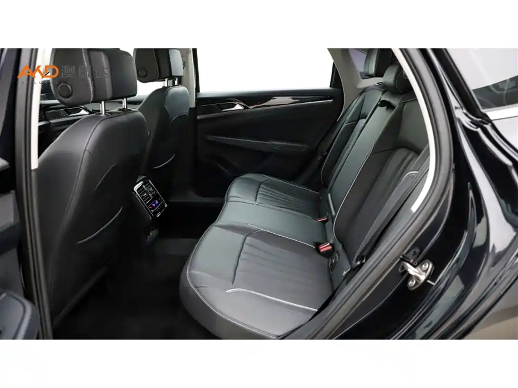 Volkswagen Passat — миниатюра 7