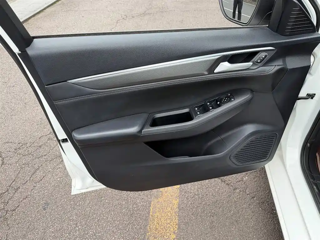 Ford Escort 2021 1.5L AT