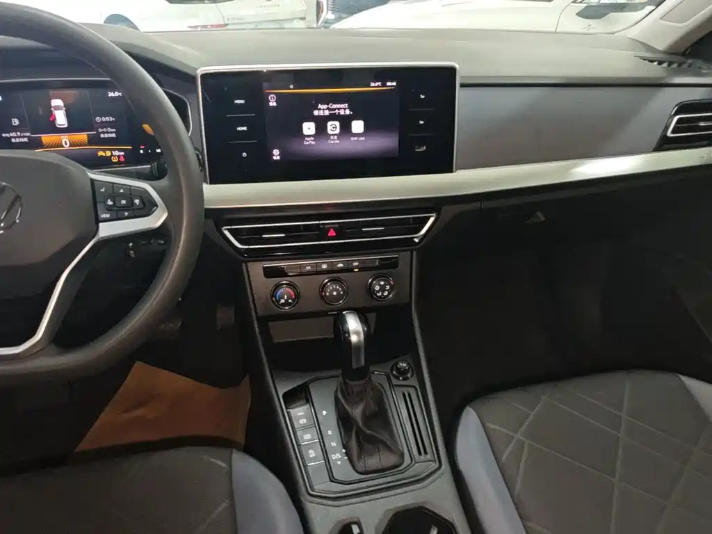 Volkswagen Lavida — миниатюра 13