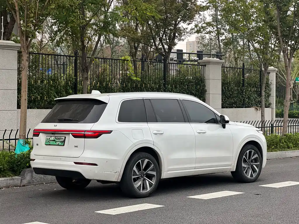 Li Auto Li ONE — миниатюра 7