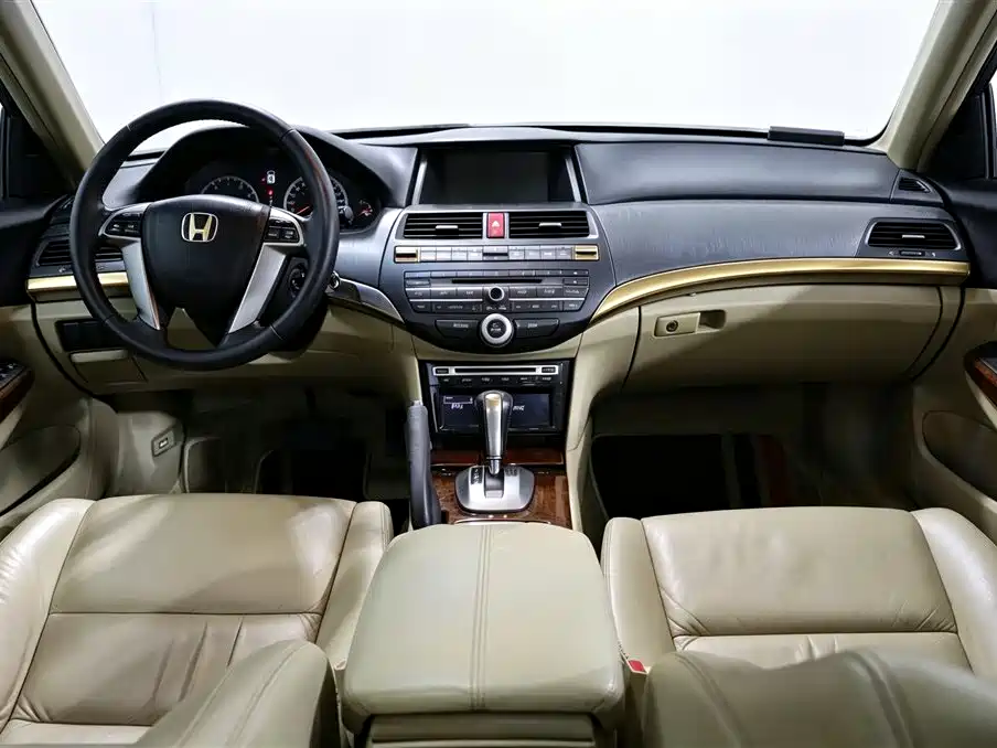 Honda Accord — миниатюра 10