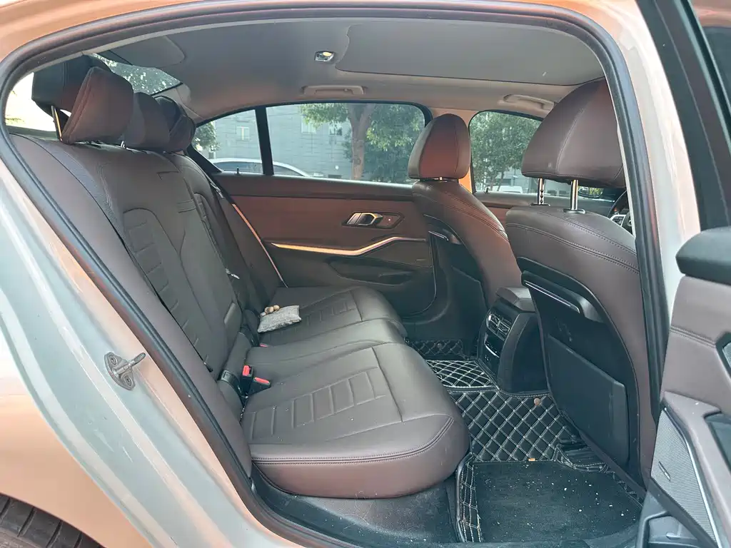 BMW 3 Series — миниатюра 9
