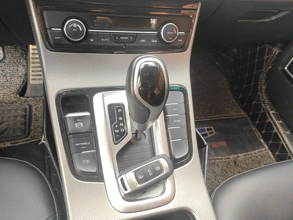 Geely Emgrand GS — миниатюра 14