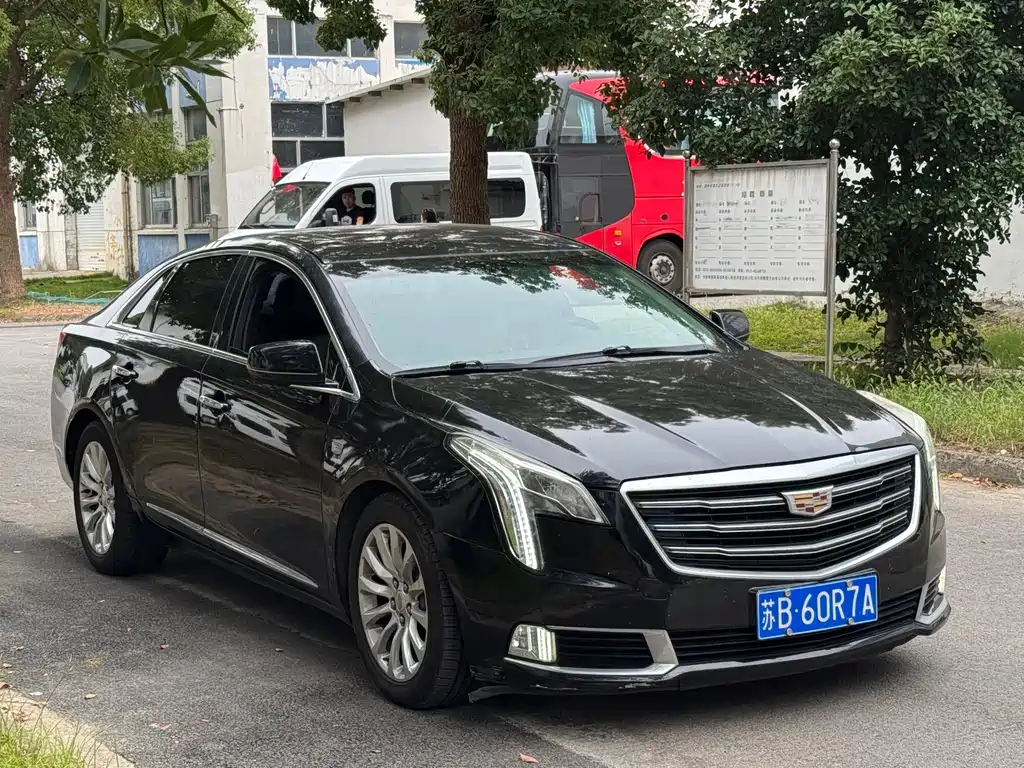 Cadillac XTS — миниатюра 3