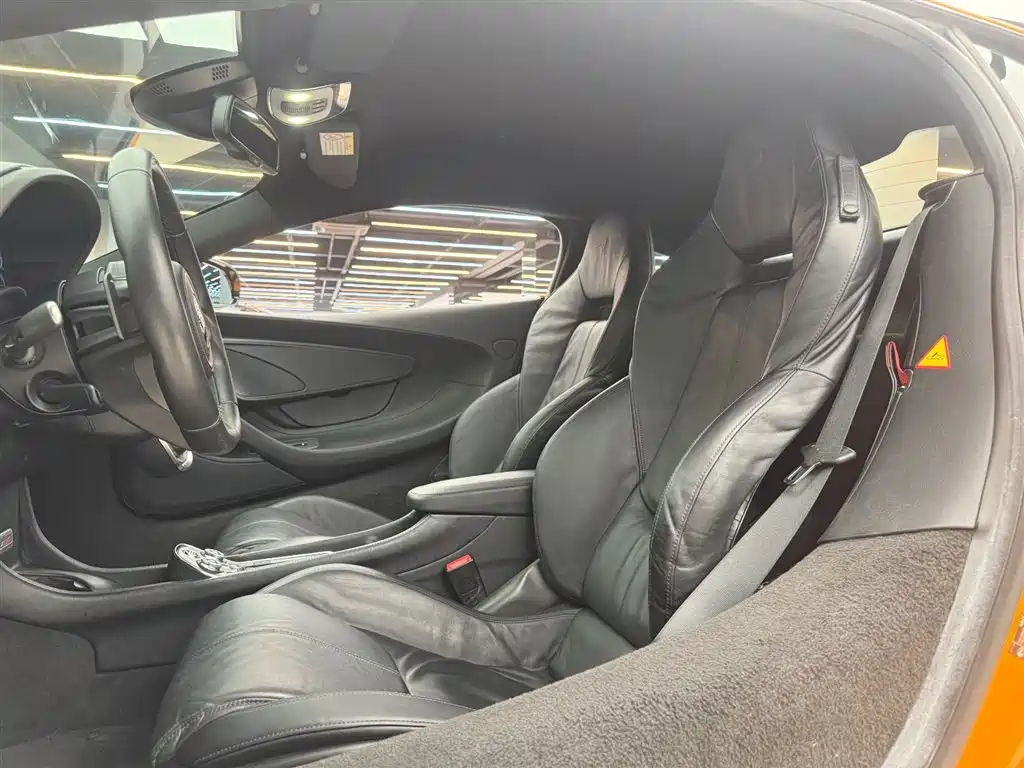 McLaren 570 2015 570S 3.8T Coupe