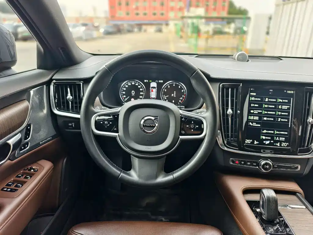 Volvo V90 — миниатюра 19
