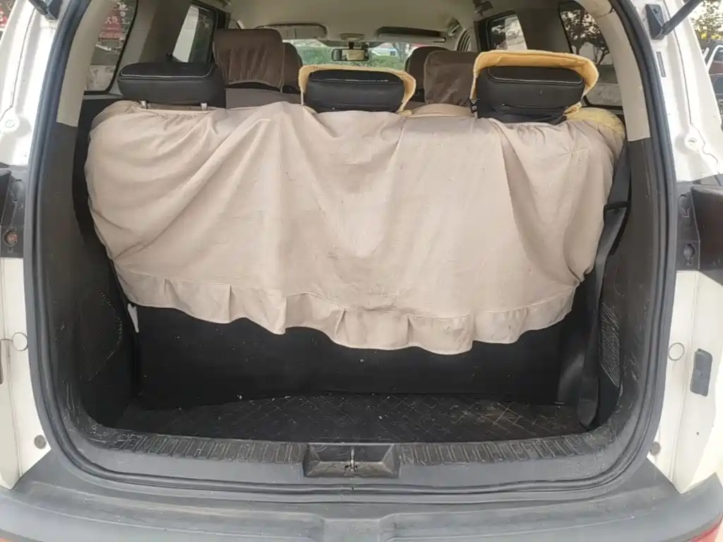 Wuling Hongguang S3 — миниатюра 19