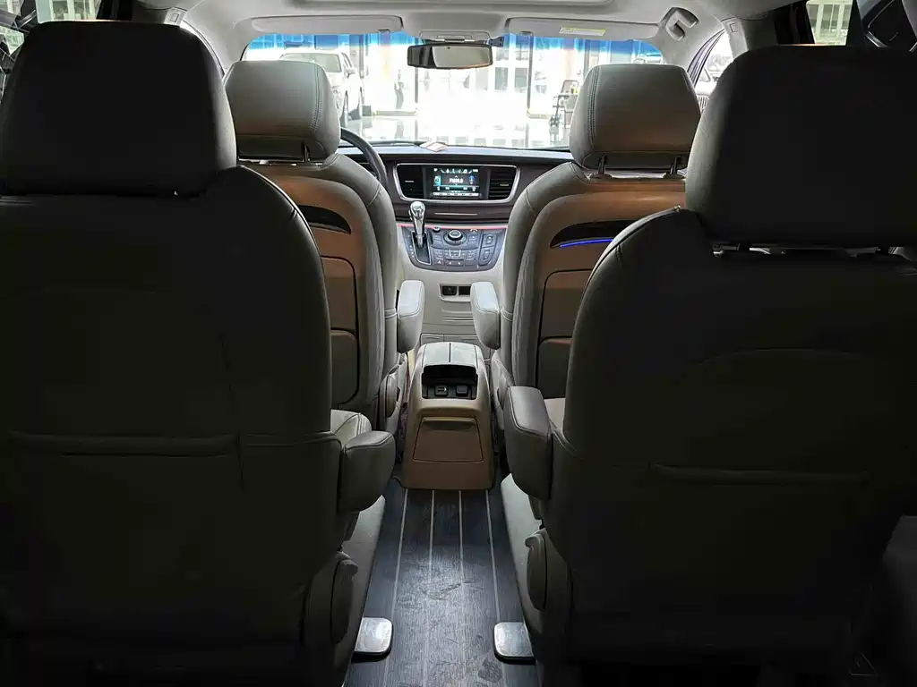 Buick GL8 2018 28T Luxury VI