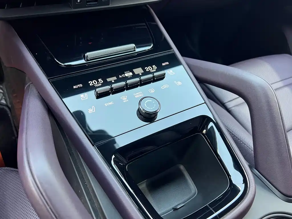 Porsche Cayenne Hybrid — миниатюра 17